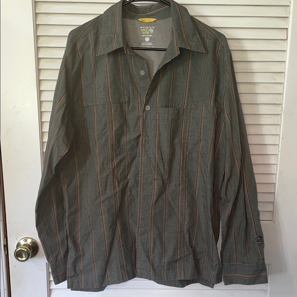 Mountain Hardwear Gray and Yellow Shirt